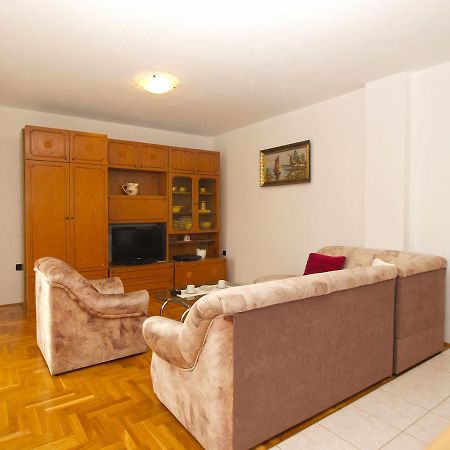 Apartment Dean 1595 Fažana Kültér fotó