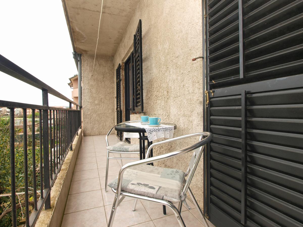 Apartment Dean 1595 Fažana Kültér fotó