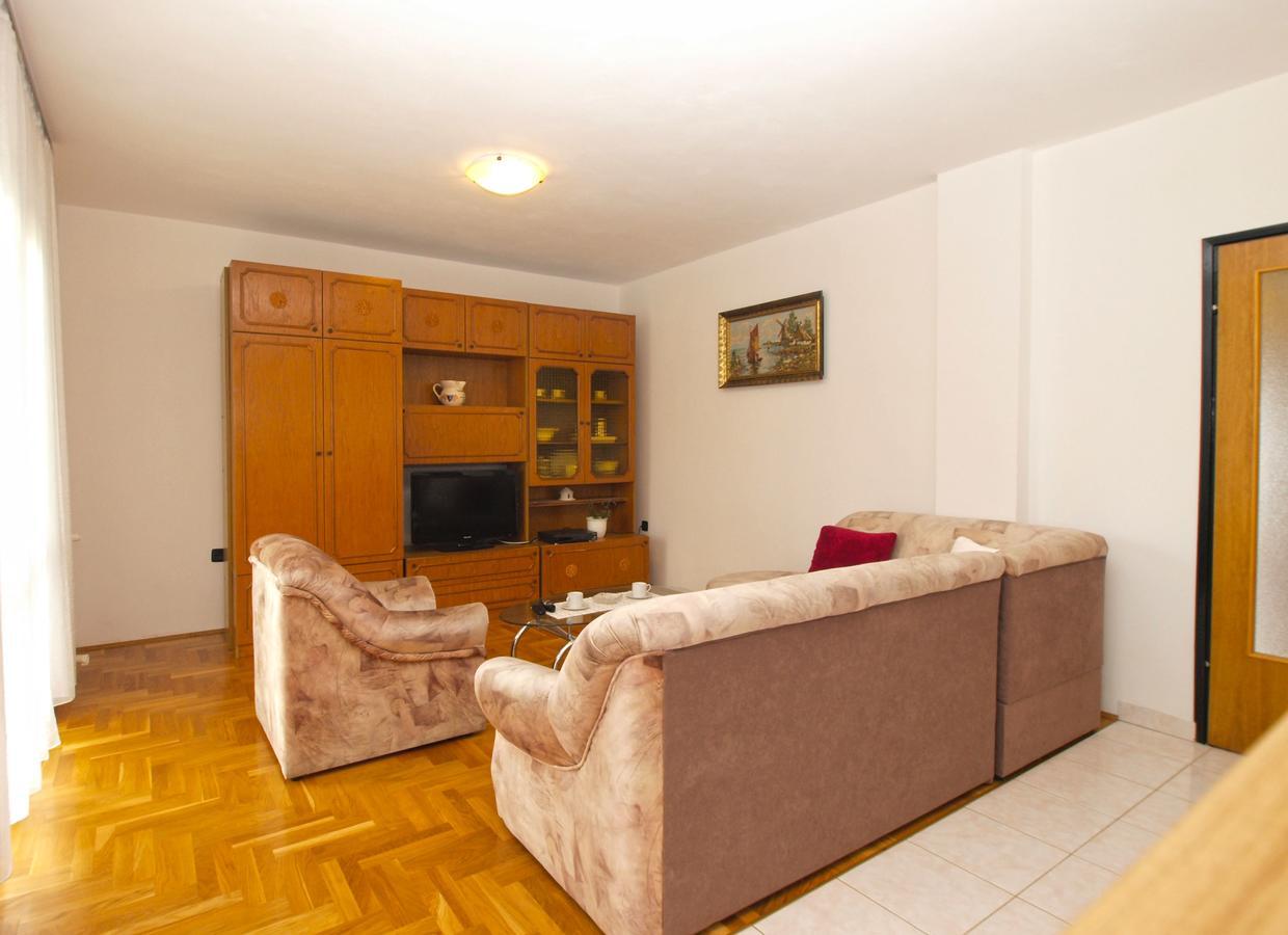 Apartment Dean 1595 Fažana Kültér fotó