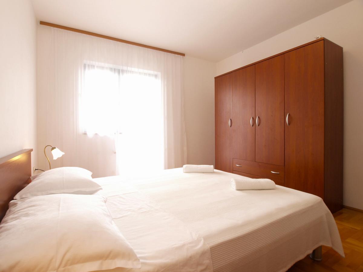 Apartment Dean 1595 Fažana Kültér fotó